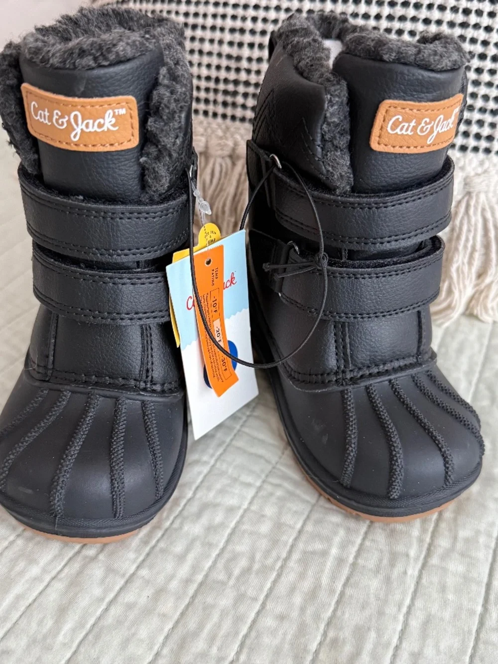 NWT Cat & Jack Denver Winter Snow Boots Black Toddler Size 7